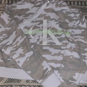 Calvin Klein Cropped Hoodie